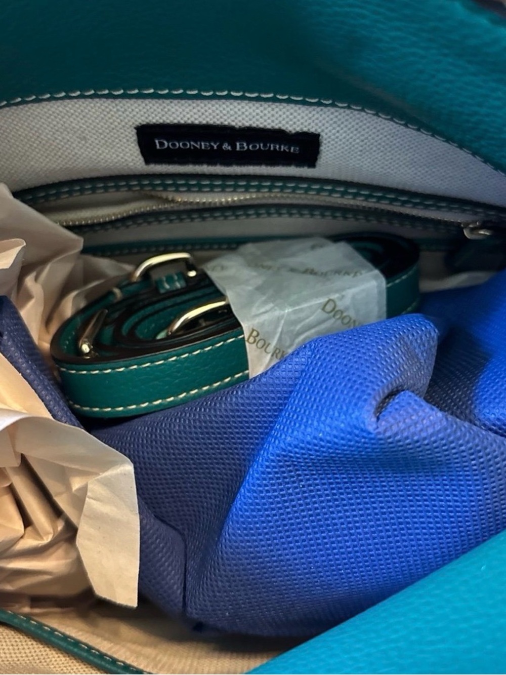 NWT Dooney & Bourke Kelly Green Sorrento Satchel 30 with strap - Picture 7 of 8